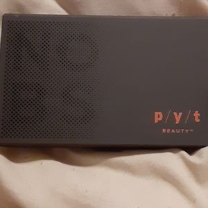 No BS / Eyeshadow pallet